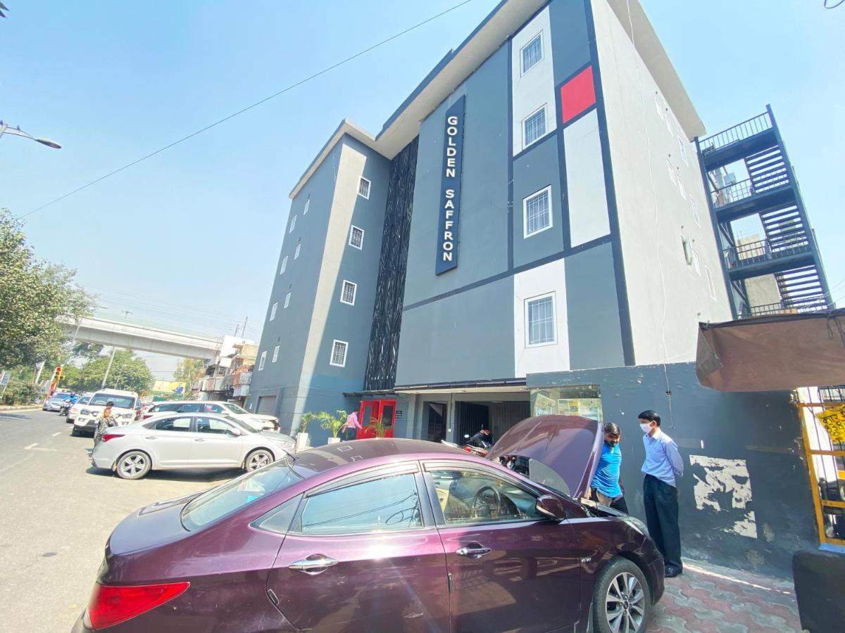 Hotel Golden Saffron By Qotel-Punjabi Bagh Нью-Дели Экстерьер фото