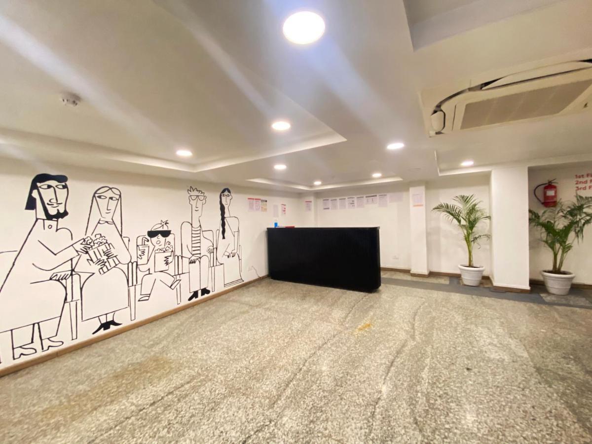 Hotel Golden Saffron By Qotel-Punjabi Bagh Нью-Дели Экстерьер фото