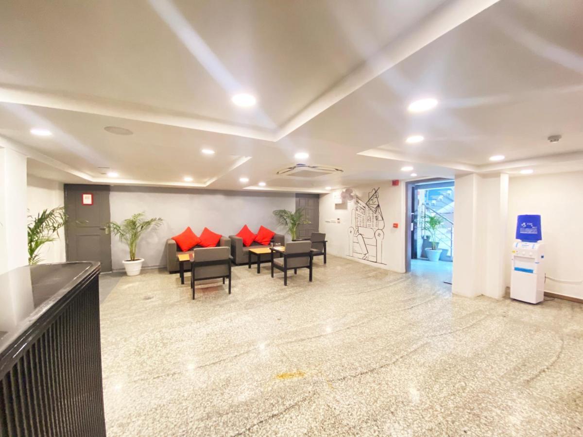 Hotel Golden Saffron By Qotel-Punjabi Bagh Нью-Дели Экстерьер фото