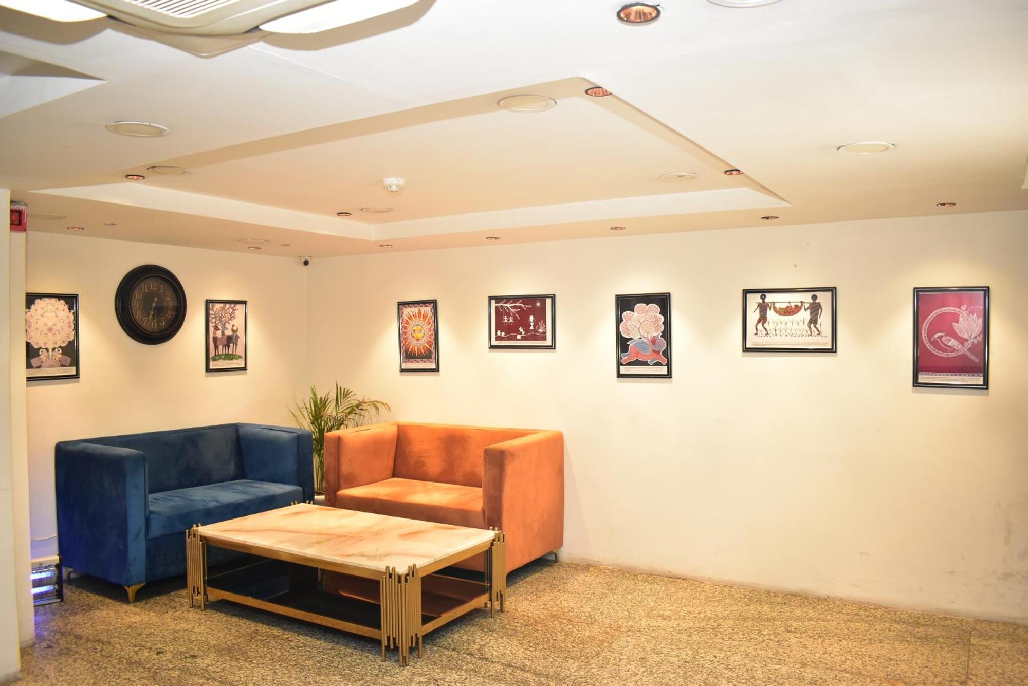 Hotel Golden Saffron By Qotel-Punjabi Bagh Нью-Дели Экстерьер фото